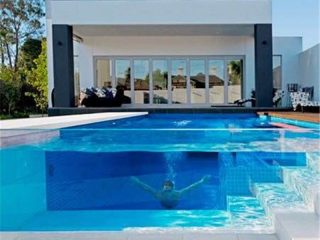 Panele transparente transparente akrilik të trashë plexiglas të përshtatur për projektin e pishinës